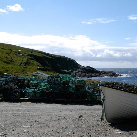 John Eoinin'S Bar And Accommodation Glencolumbkille Exteriér fotografie